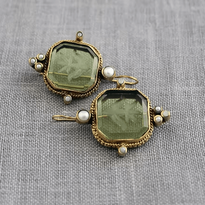 Mable Vintage Earrings with Green Stone and Pearl