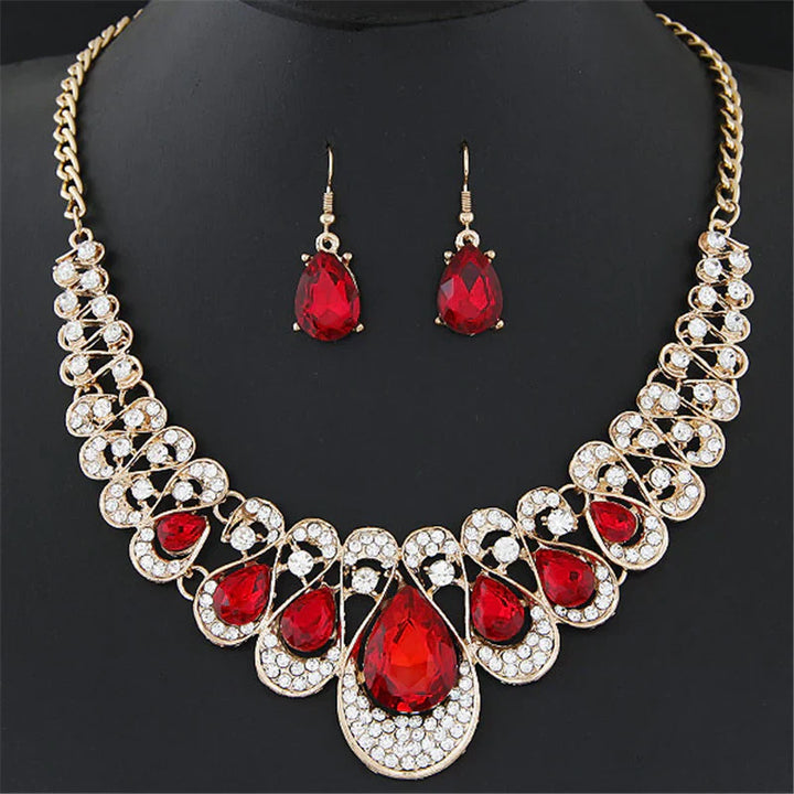 Maevina Crimselle Gold Jewelry Set