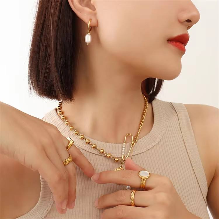 Baroque Pearl Drop Earrings