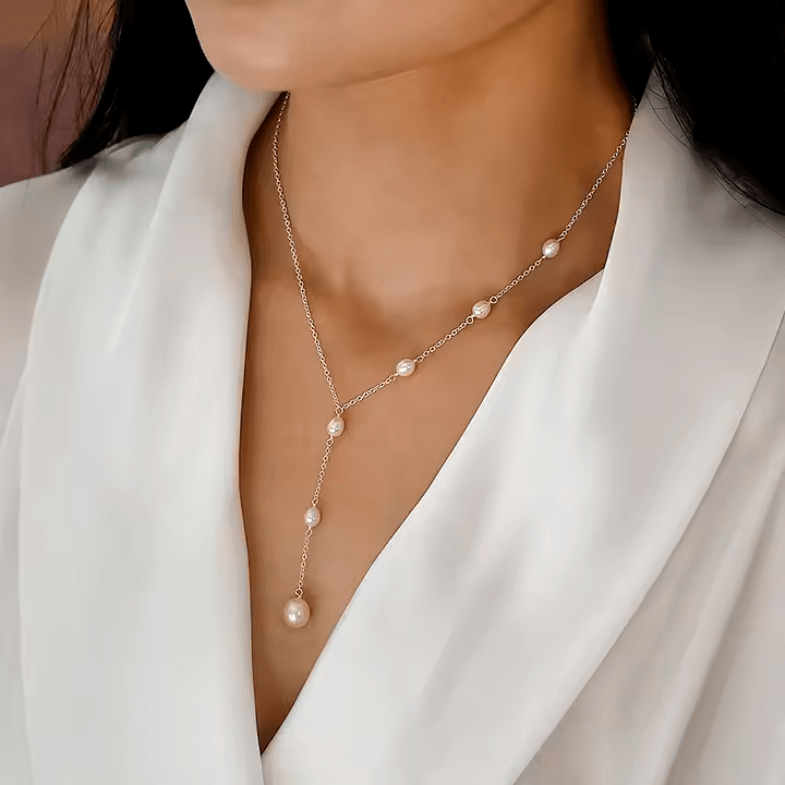 Unique Pearl Necklace Hanger