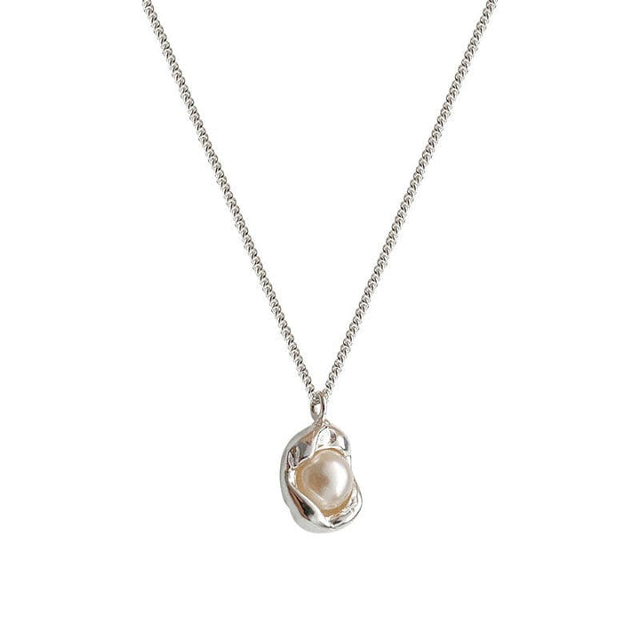 Retro Geometric Pearl Necklace