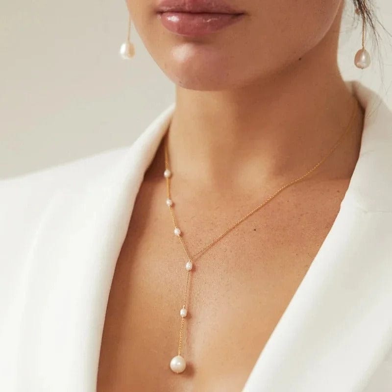 Retro Pearl Pendant Necklace